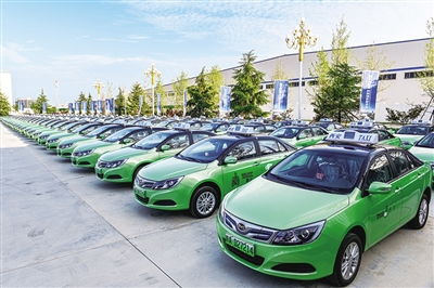 铿锵前行启新程 西安出租汽车行业加速驶向智慧时代